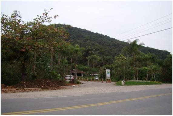 Fotografia 64: Vista da entrada do empreendimento Iporanga.